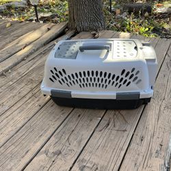 Small Animal Carrier 