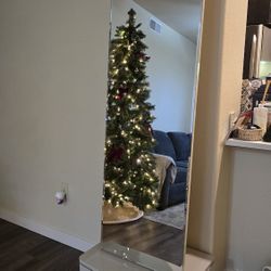 Stylish Full-Length Floor Mirror with Storage