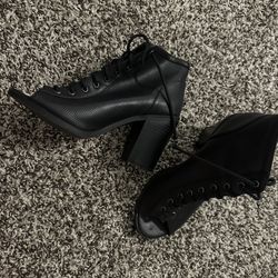 Heels Size 6 