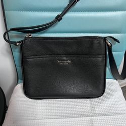 Kate Spade New York Womens Black Leather Rectangle Classic Small Crossbody Bag