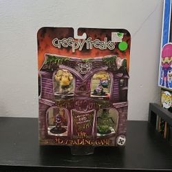Creepy Freaks Gross-Out 3D Trading Game DVD Included Wizkid 2003 NIB