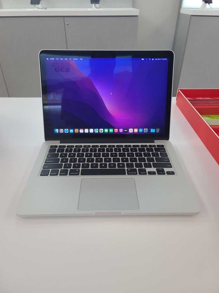 Apple Macbook Pro 13 inch 128GB (Early 2015) w/ 8GB Ram 2.7GHZ