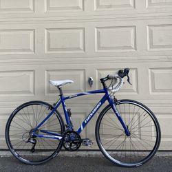 REI Novara Divano Aluminum/Carbon Road Bike – Shimano Sora – 27-Speed – Small Frame - Bicycle