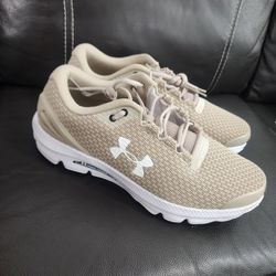 Under Armour Shoes Size 10.5