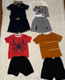 Boys sets size 5T