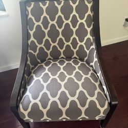 accent chair 