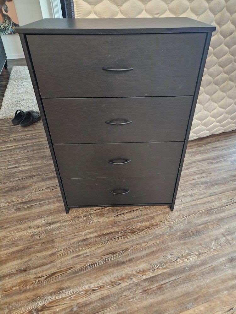 Black dressor