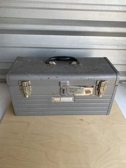 Vintage Craftsman Tool Box - 6500
