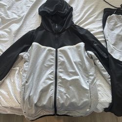 Men’s Track Suit