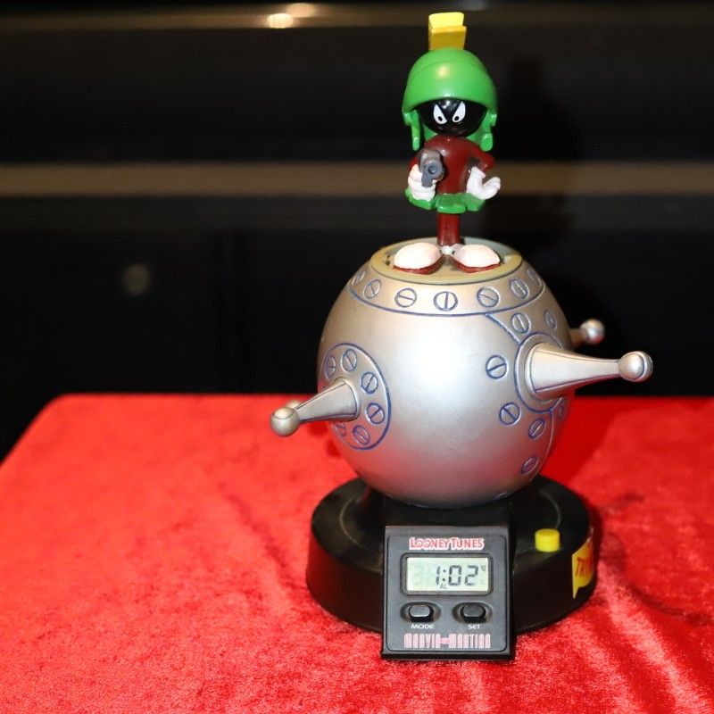 Vintage 1993 Marvin the Martian Electronic Animated Talking Alarm Clock