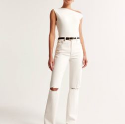 Abercrombie & Fitch Ultra High Rise 90s Straight Jean