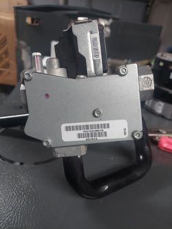 Gas valve carrier
