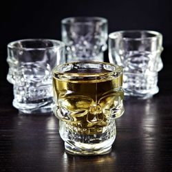 Skull Whiskey Decanter Plus 4 Shots Glass