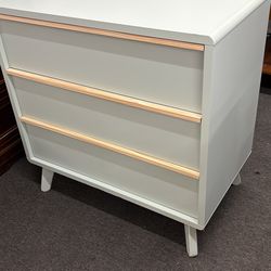 Nestig Willow Dresser – Modern Solid Wood Accent – Like New