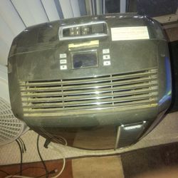 DeLonghi air conditioner