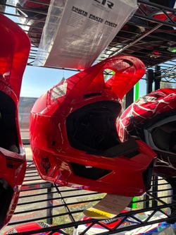 FOX Dirt Bike Motocross Helmet Red Adult XS MIPS - New