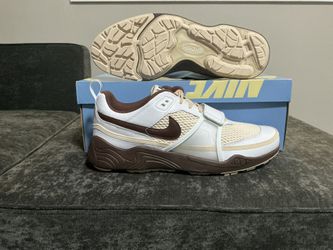 Size 14 - Nike x Travis Scott Zoom Field Jaxx “Light Chocolate”