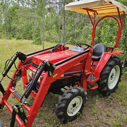 Yanmar FX235D 4x4 28Hp Tractor With New Loader 