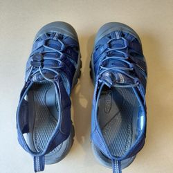 Keen Watershoe Size 8.5. $45 Shipped New