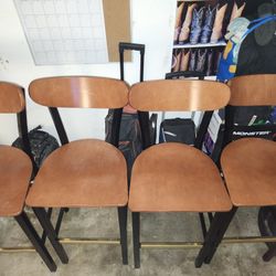 4 Bar Stools