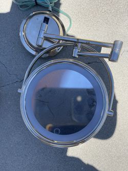 Wall Mount Light Mirror