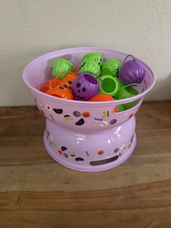 Halloween stuff $  8 for all