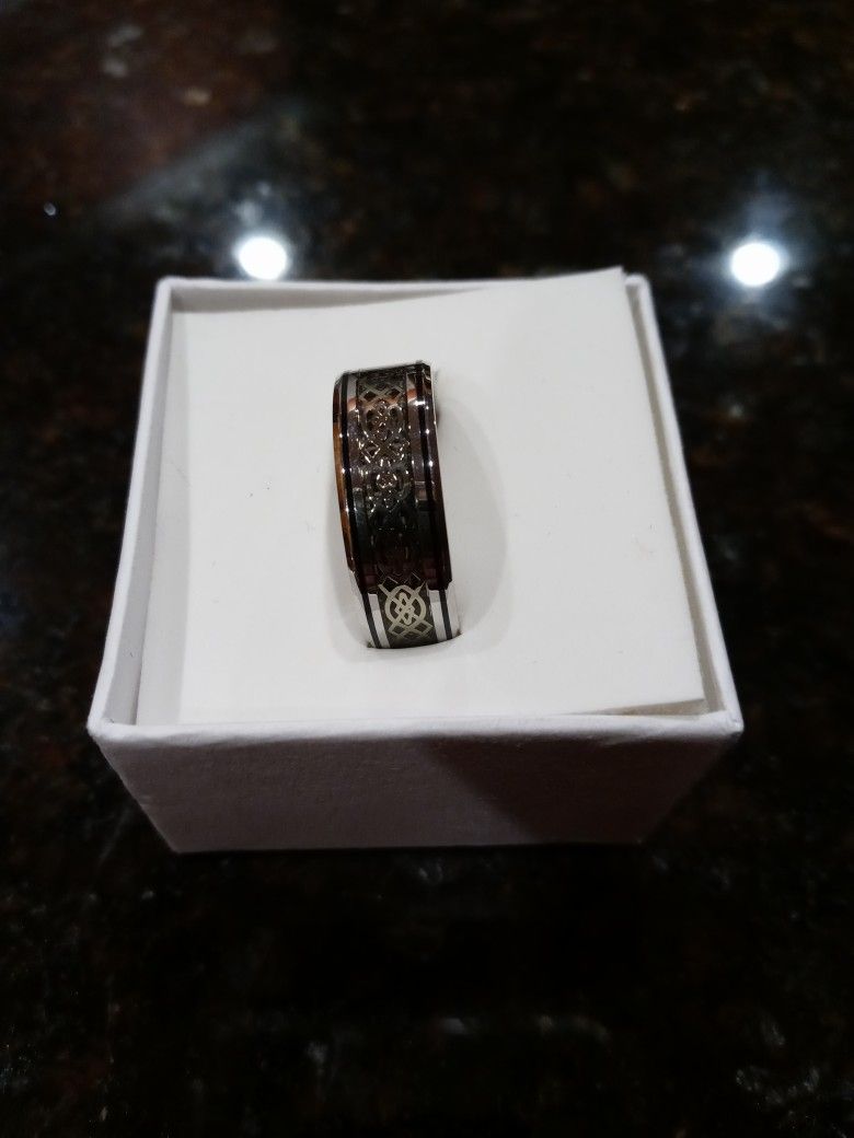 NWT Men's Titanium & 18K White Gold Ring