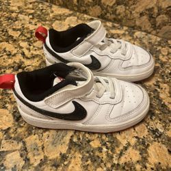 Kids Nike Tennis Shoes 