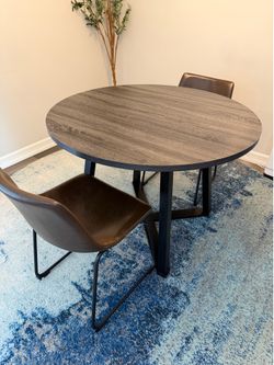 42” Dining Table & Chairs
