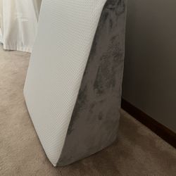 Memory Foam Wedge Pillow