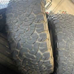 Bfg K02 305/65R18
