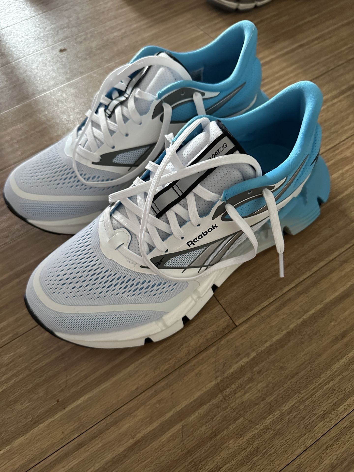 Reebok FloatZig Running Shoe (Unworn)