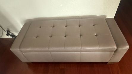 Tufted Faux Leather Storage Bench