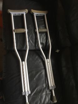 Kids crutches