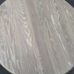 Ethan Allen round Table 