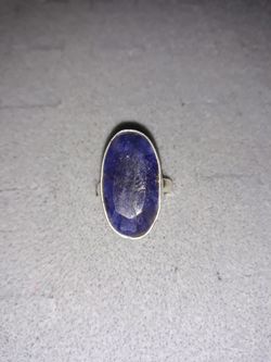 Beautiful Natural Blue Sapphire ring