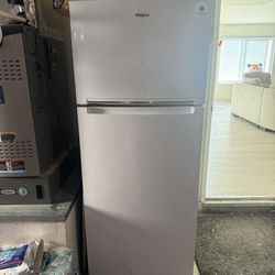 Whirlpool Refrigerator 