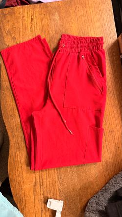 Centro Women’s Red Scrub Pants Size Small