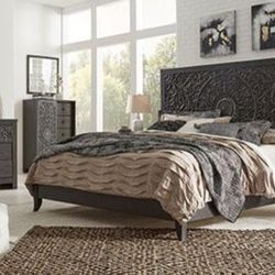 Paxberry Black Panel Bedroom Set

