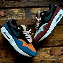Nike Air Max 1 - SWIPA - Sz 9.5M