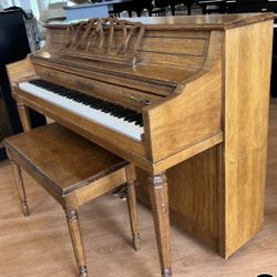Chickering Pianos 