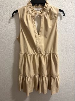 Avara dress size( M )
