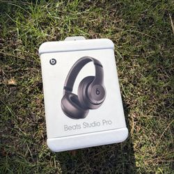 Beats Studio Pro (BRAND NEW )