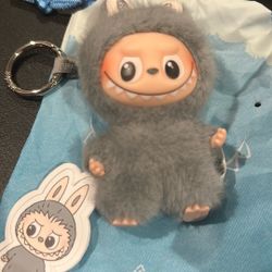 Pop Mart Authentic The Monsters Pin For Love