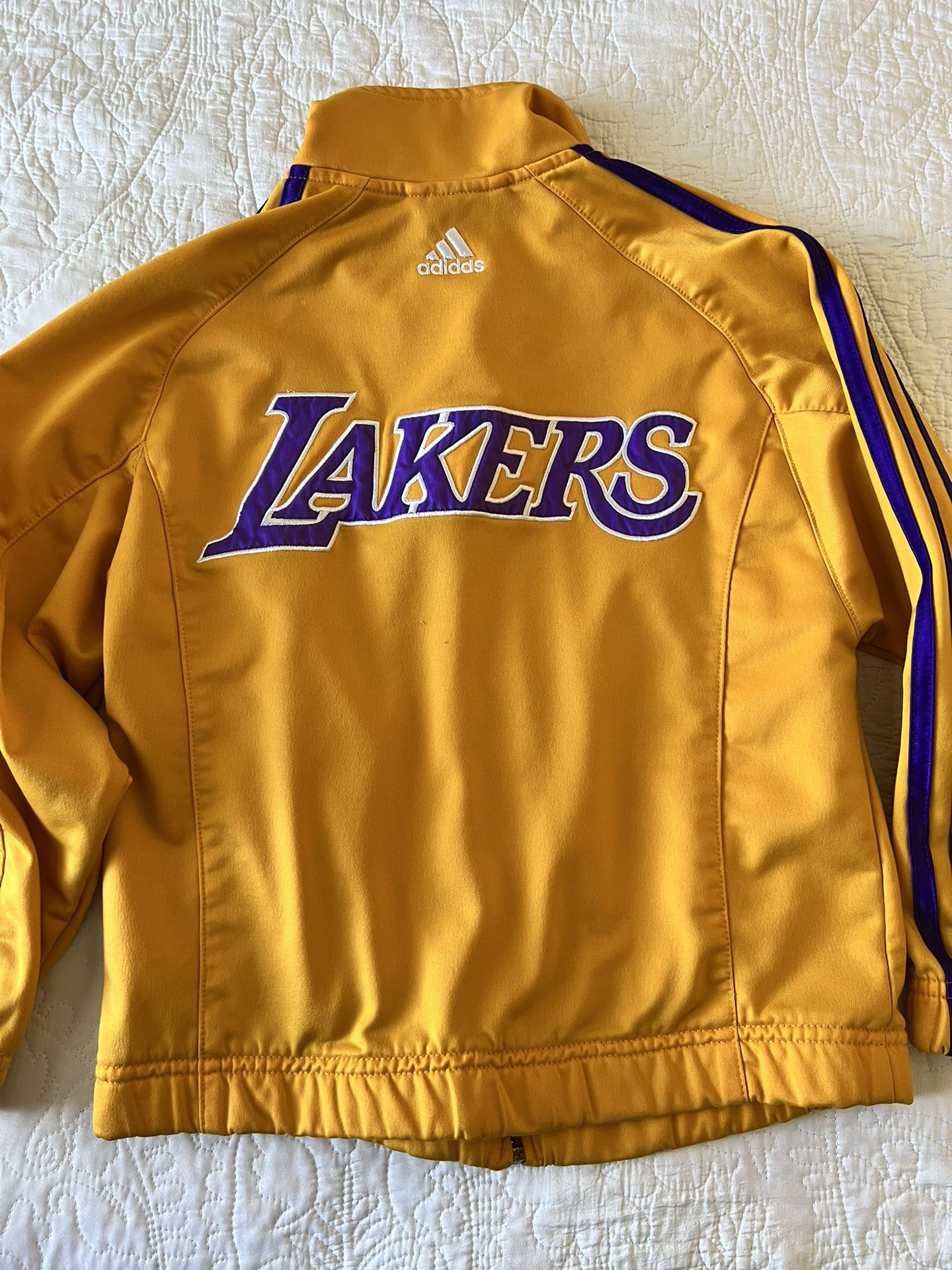 Vintage Lakers Jacket for Sale in Los Angeles, CA - OfferUp