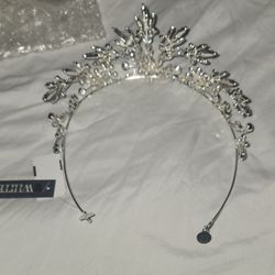 Wedding dress With Accessories 