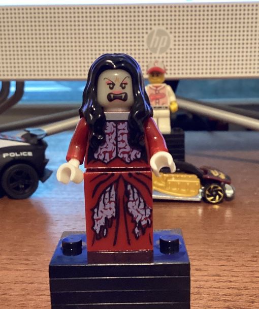 Lego Compatible Dracula’s wife
