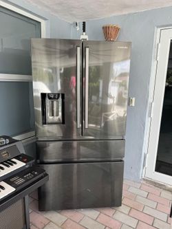 Refrigerador  Como Nuevo Precio Firme 