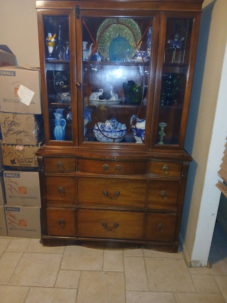 Hutch Or china cabinet