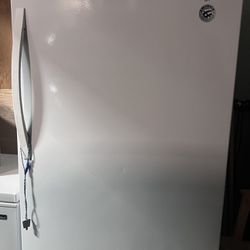 Freezer - Whirlpool 19.6 Cu.Ft.